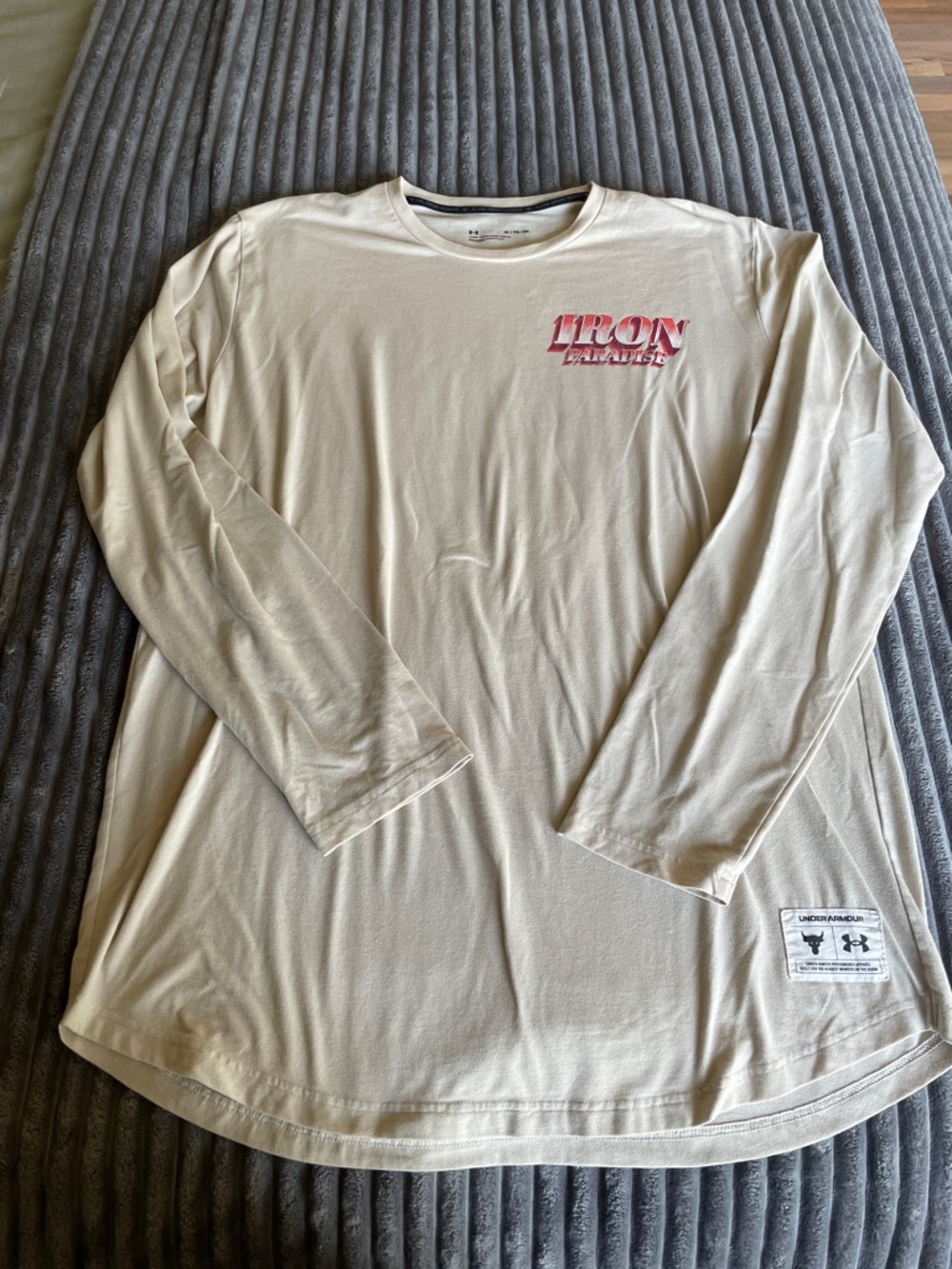 Under Armour Beige Long Sleeve Tee